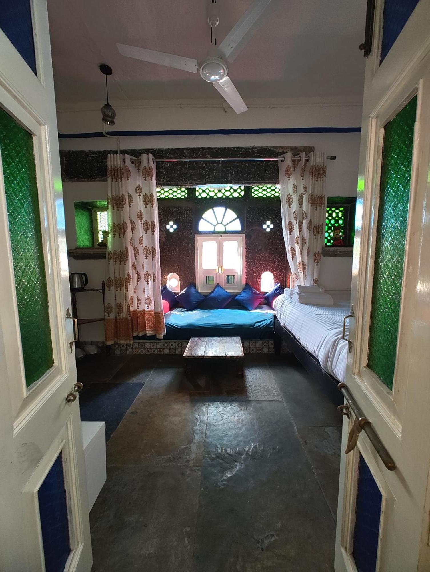 Barefoot Boutique Hotel Udaipur Kamer foto